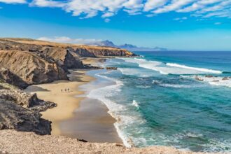 Fuerteventura: praias para os amantes do relaxamento. Quais são os melhores?